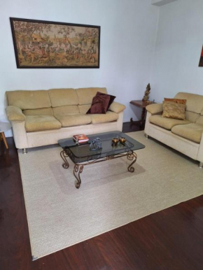 Casa inteira para EXPODIRETO - 3 quartos e 2 banheiros